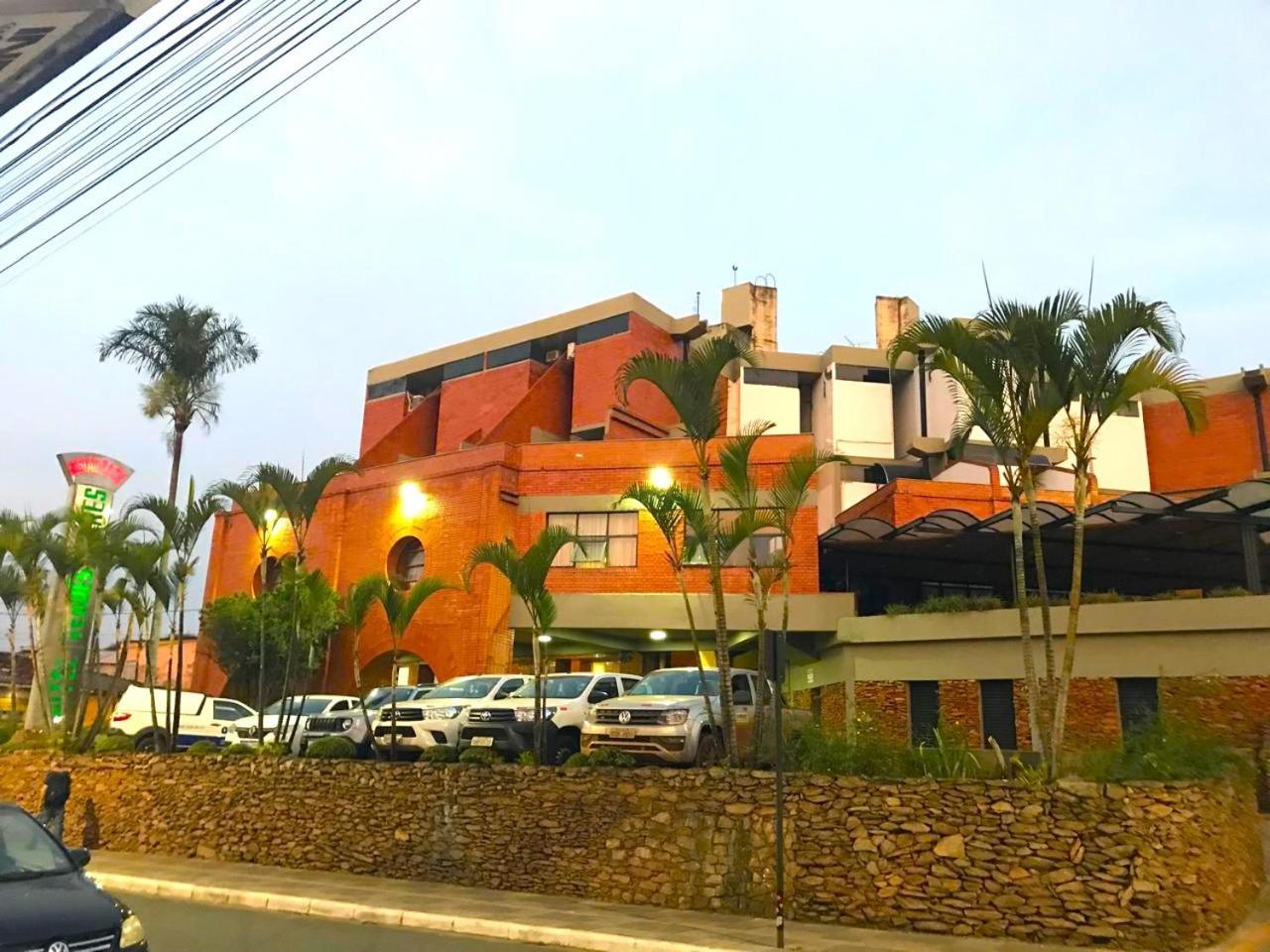 Verdes Mares Hotel